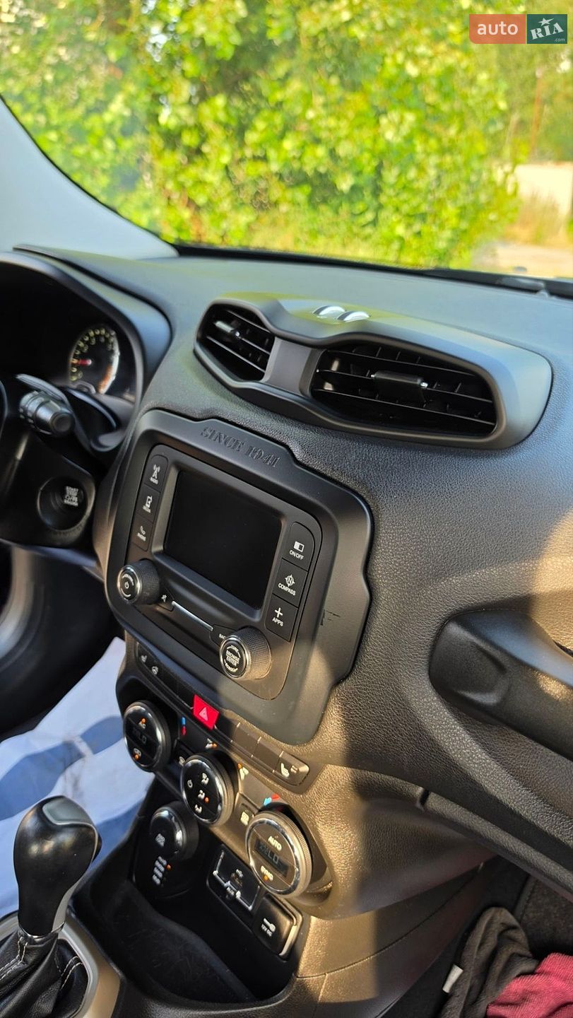 Jeep Renegade 2017 VIN ZACCJBDB3HPF01309 фото оголошення 26 з 87
