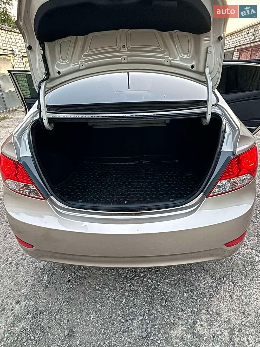 Hyundai Accent 2014 VIN Z94CT41CADR296165 фото оголошення 12 з 12