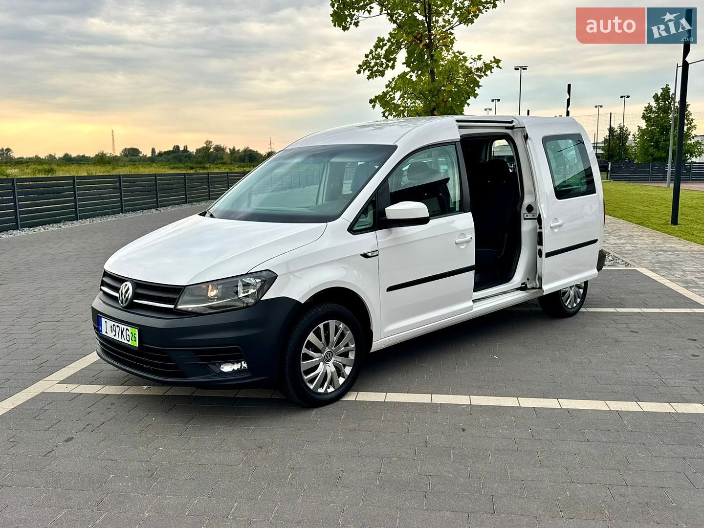 Volkswagen Caddy 2018 VIN WV2ZZZ2KZJX050675 фото оголошення 7 з 35