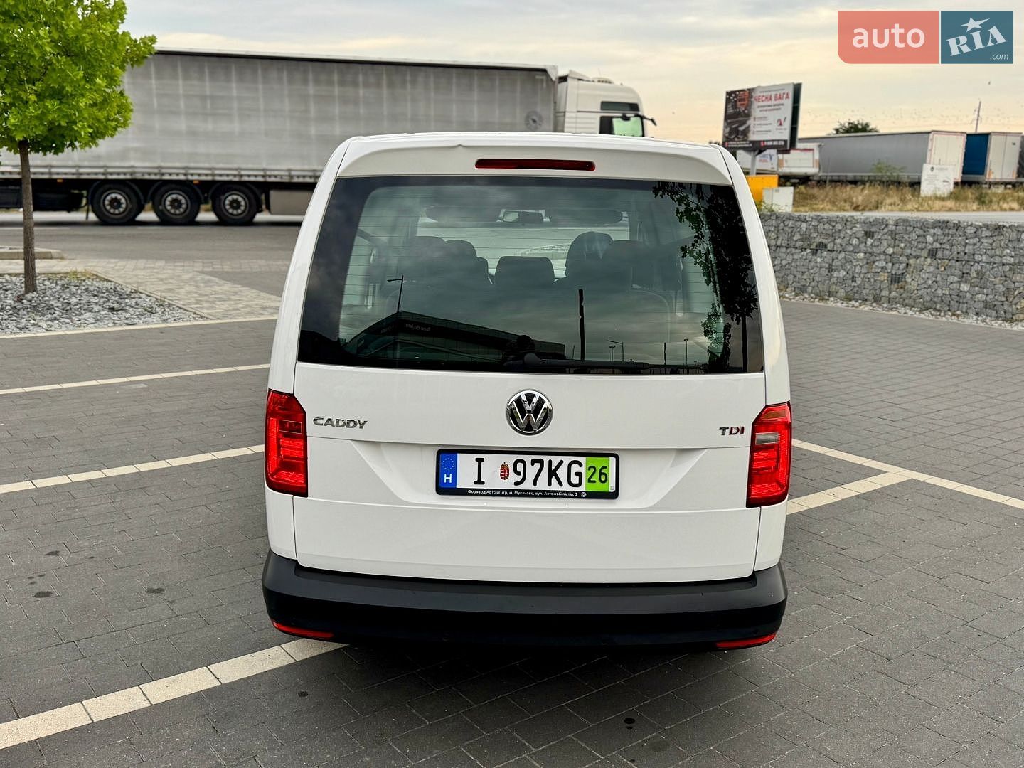 Volkswagen Caddy 2018 VIN WV2ZZZ2KZJX050675 фото оголошення 9 з 35