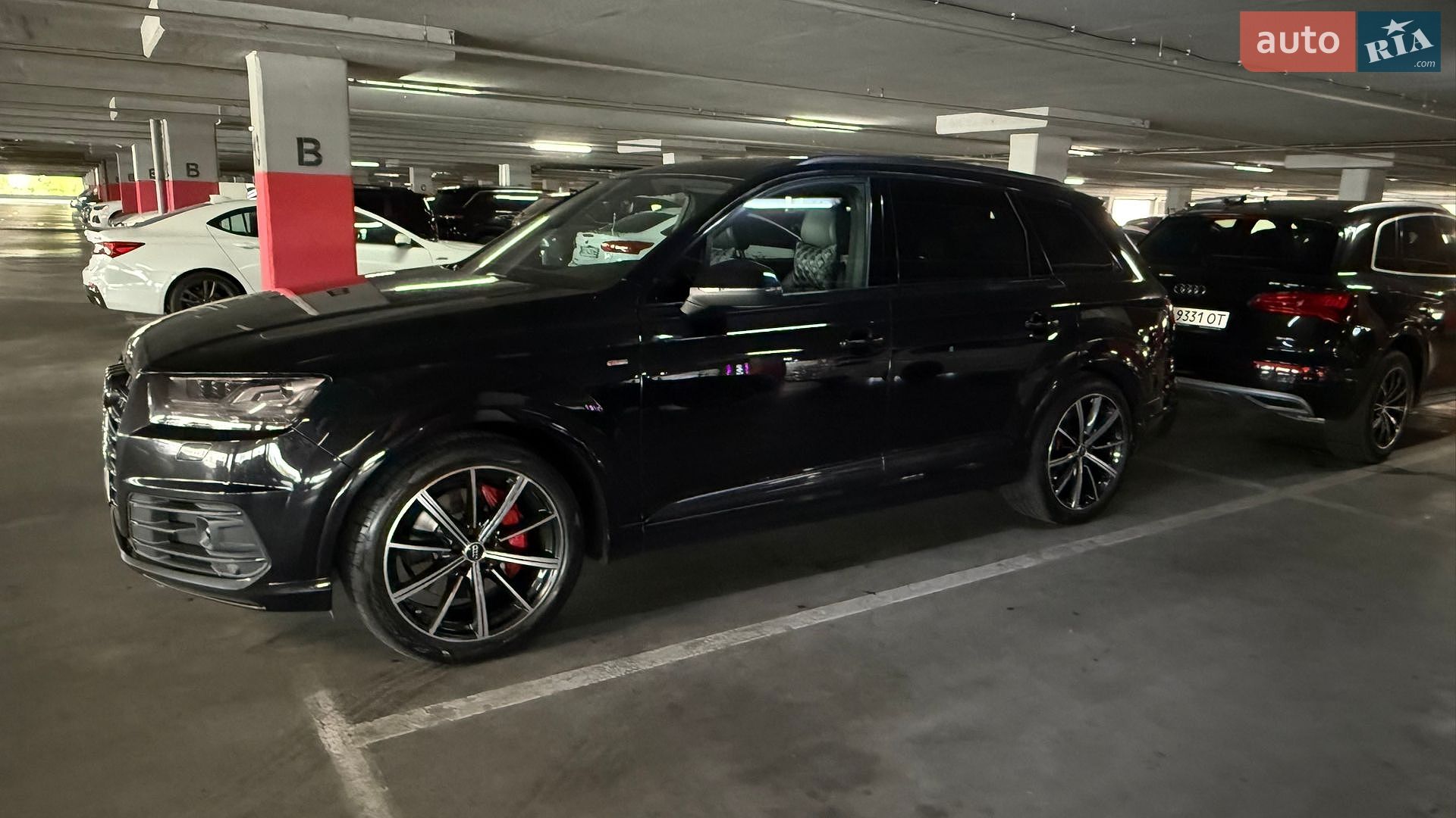 Audi Q7 2017 VIN WAUZZZ4M3HD042016 фото оголошення 7 з 48