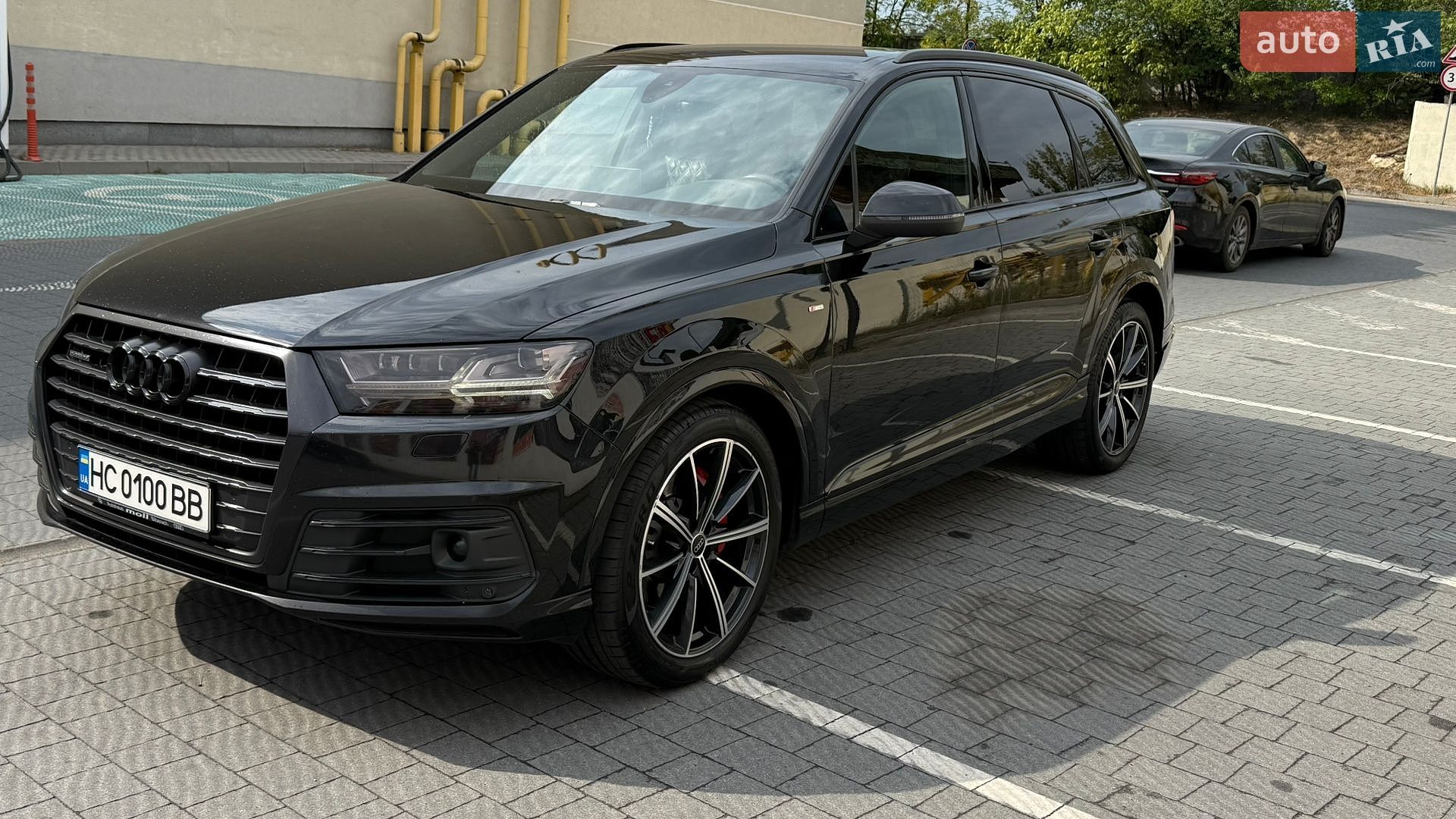 Audi Q7 2017 VIN WAUZZZ4M3HD042016 фото оголошення 4 з 48