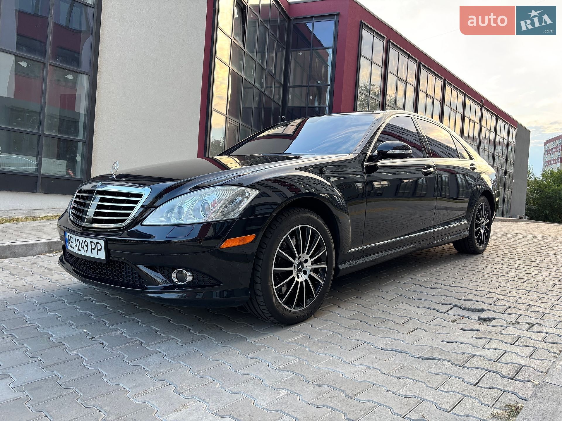 Mercedes-Benz S-Class 2007 VIN WDDNG86X57A150183 фото оголошення 4 з 17