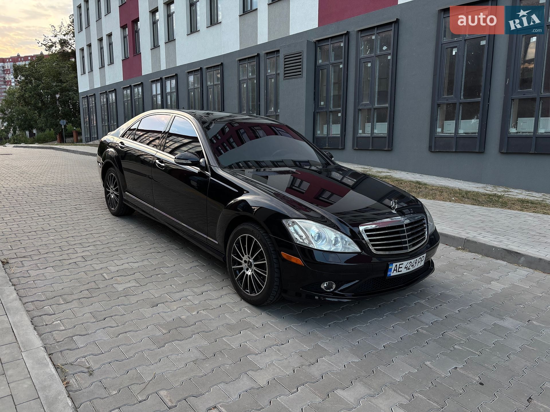 Mercedes-Benz S-Class 2007 VIN WDDNG86X57A150183 фото оголошення 3 з 17