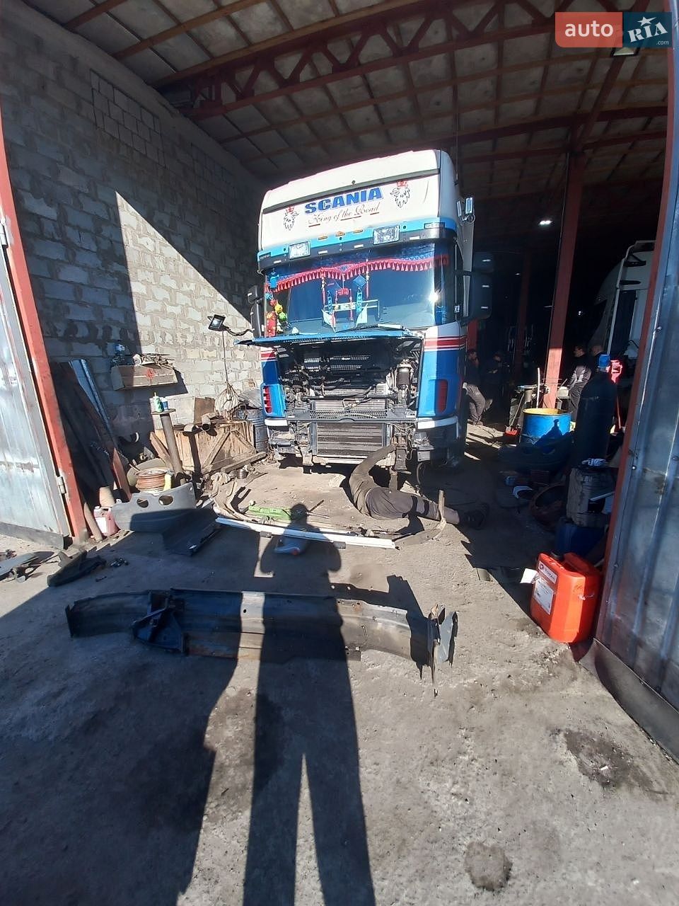 Scania 124 2001 VIN XLER6X20004452068 фото оголошення 28 з 40