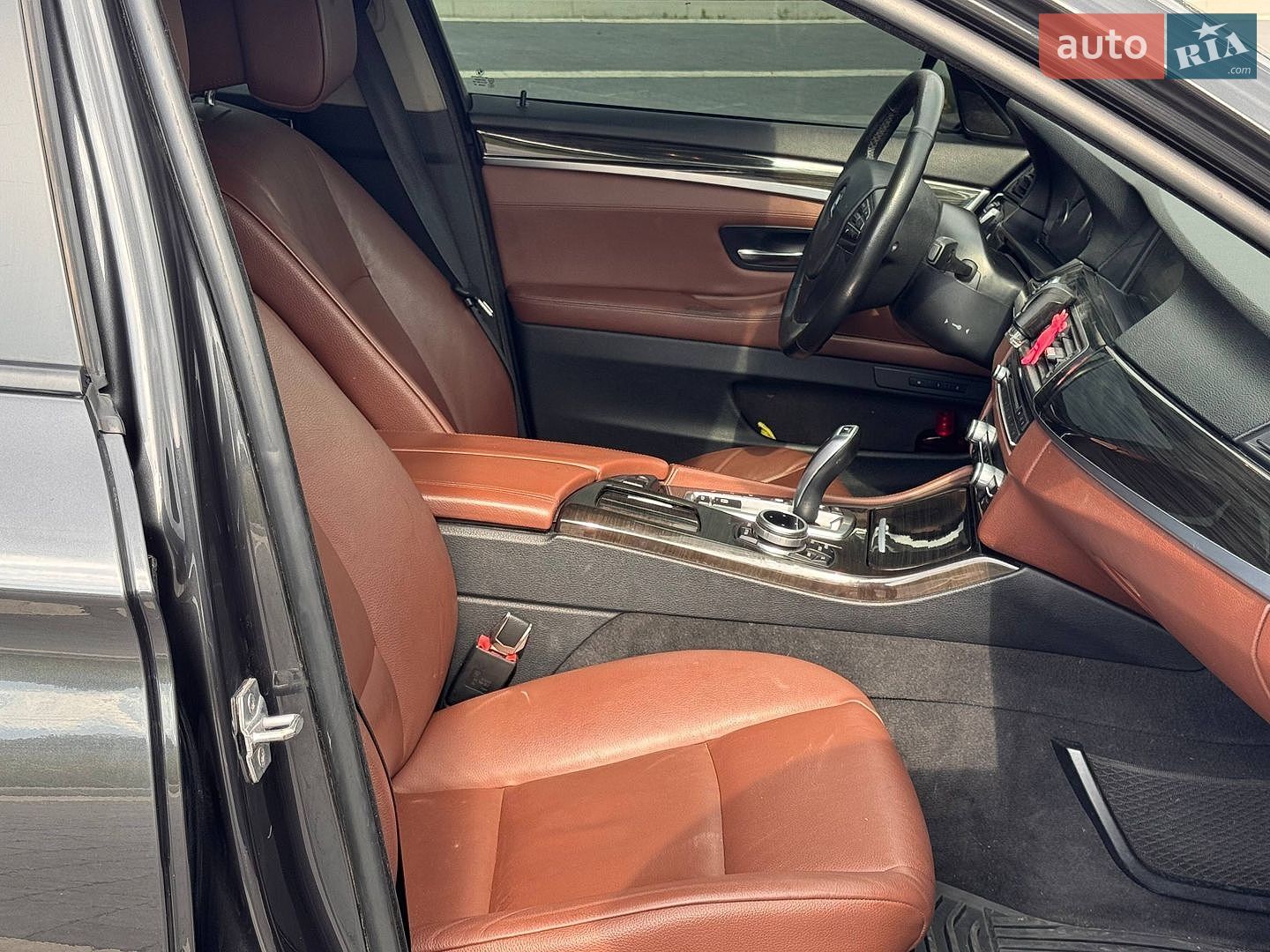 BMW 5 Series 2013 VIN WBAXH5C52DD112659 фото оголошення 19 з 32
