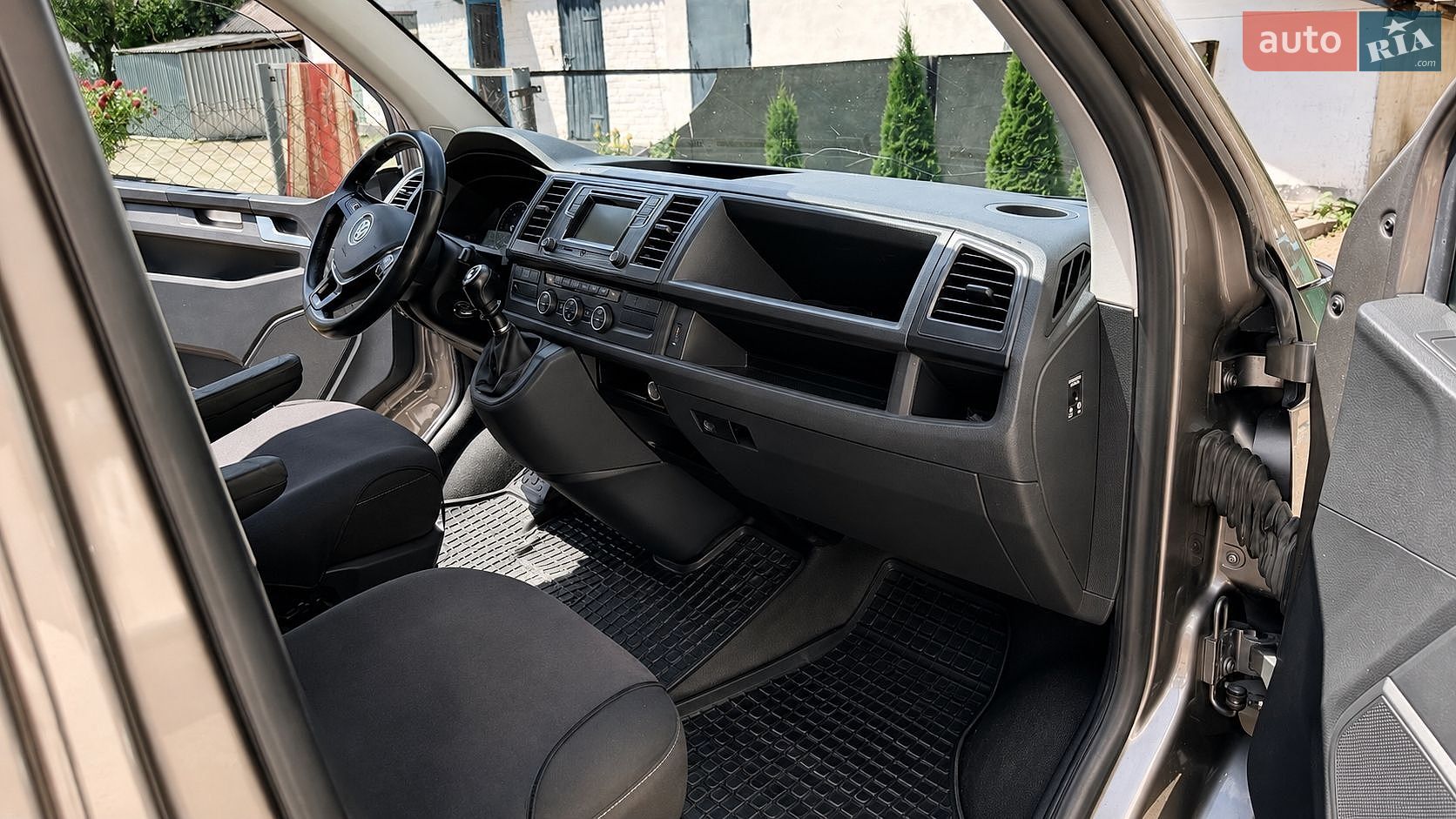 Volkswagen Caravelle 2016 VIN WV2ZZZ7HZGH111653 фото оголошення 13 з 25