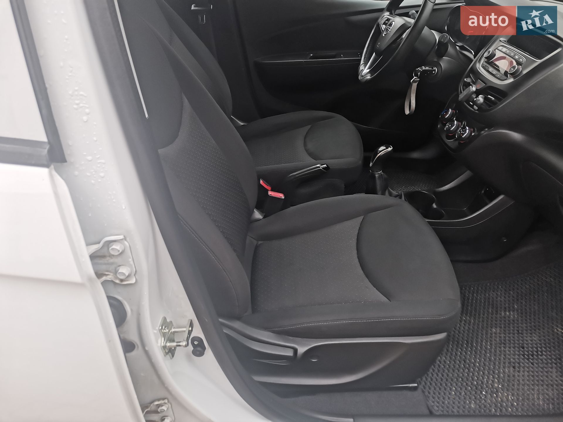 Opel Karl 2016 VIN W0LDD6E79GC630475 фото оголошення 12 з 22