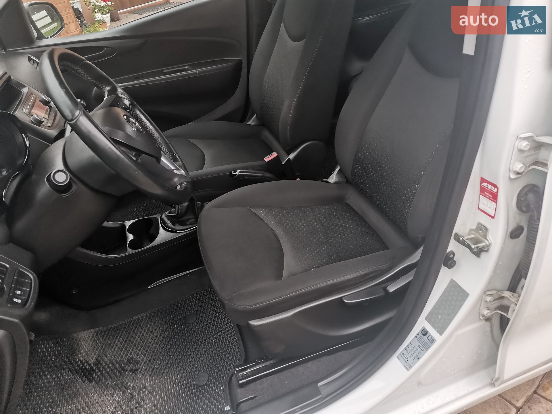 Opel Karl 2016 VIN W0LDD6E79GC630475 фото оголошення 18 з 22