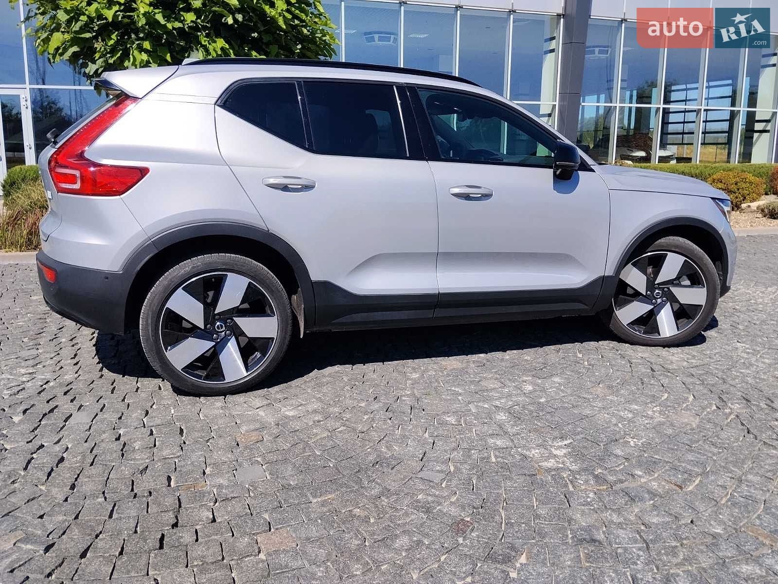 Volvo XC40 Recharge 2023 VIN YV4ER3XM6R2248306 фото оголошення 4 з 22