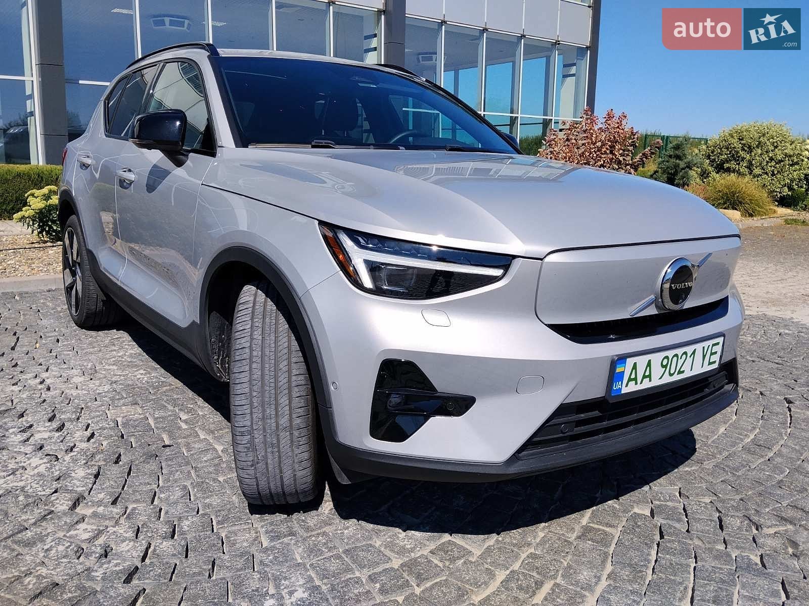 Volvo XC40 Recharge 2023 VIN YV4ER3XM6R2248306 фото оголошення 2 з 22