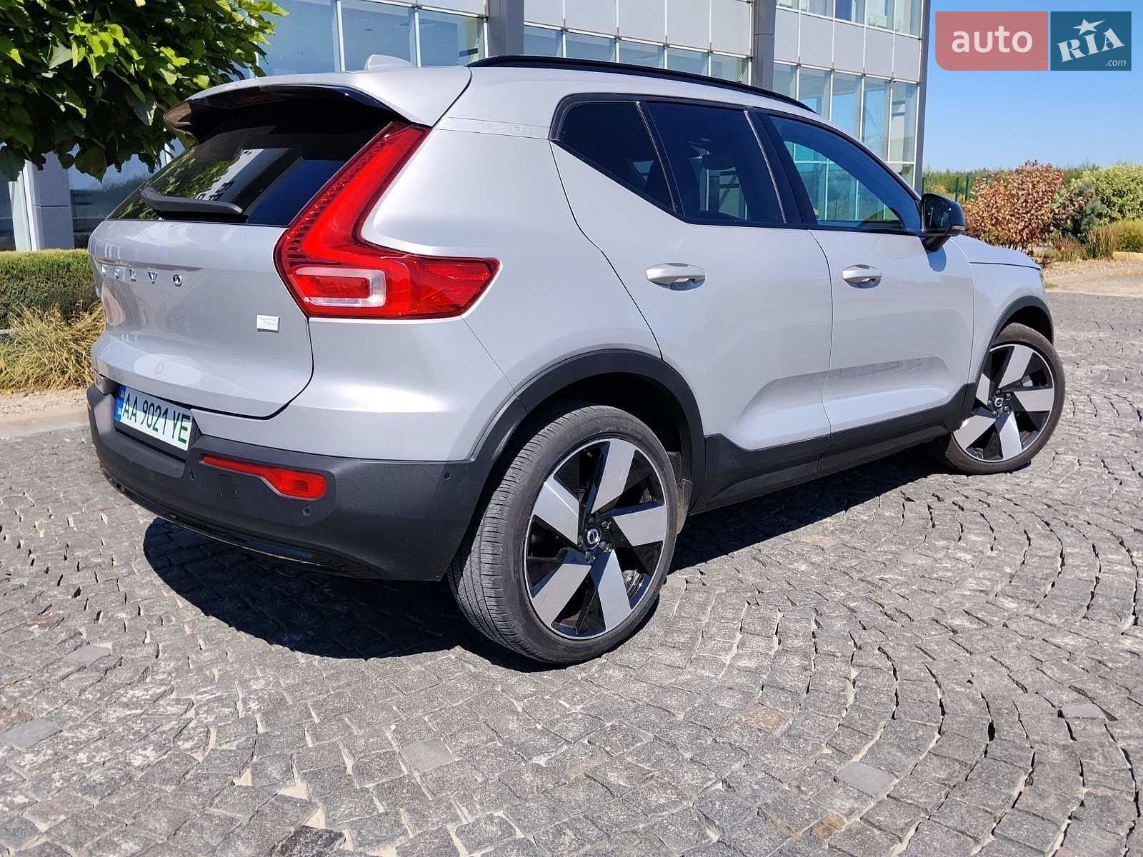 Volvo XC40 Recharge 2023 VIN YV4ER3XM6R2248306 фото оголошення 9 з 22