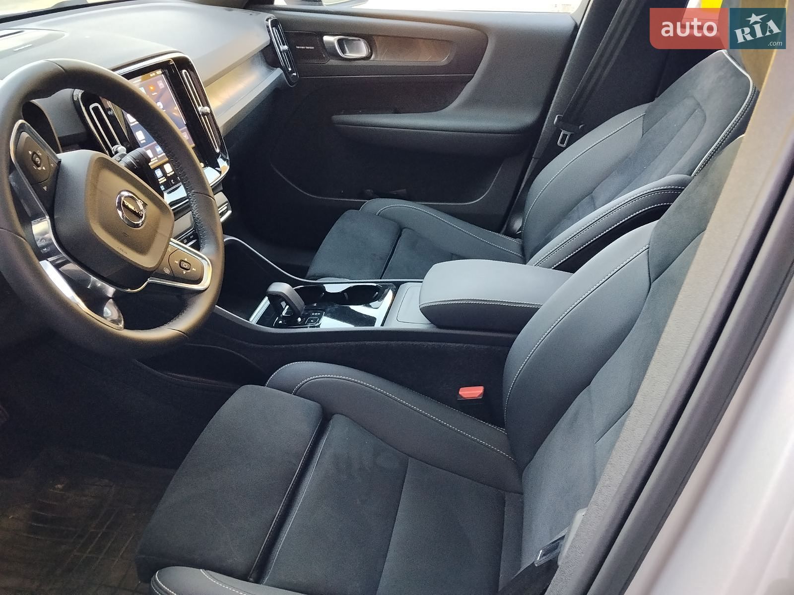 Volvo XC40 Recharge 2023 VIN YV4ER3XM6R2248306 фото оголошення 12 з 22