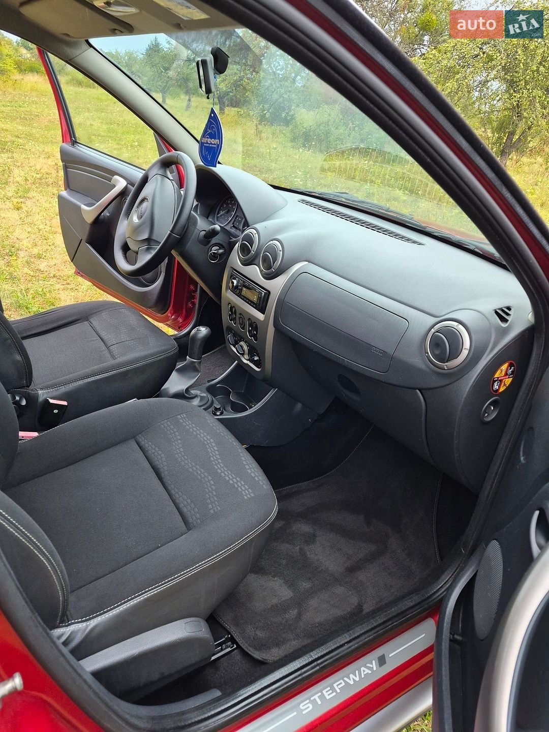 Dacia Sandero StepWay 2010 VIN UU1BSDAFK42603419 фото оголошення 31 з 41