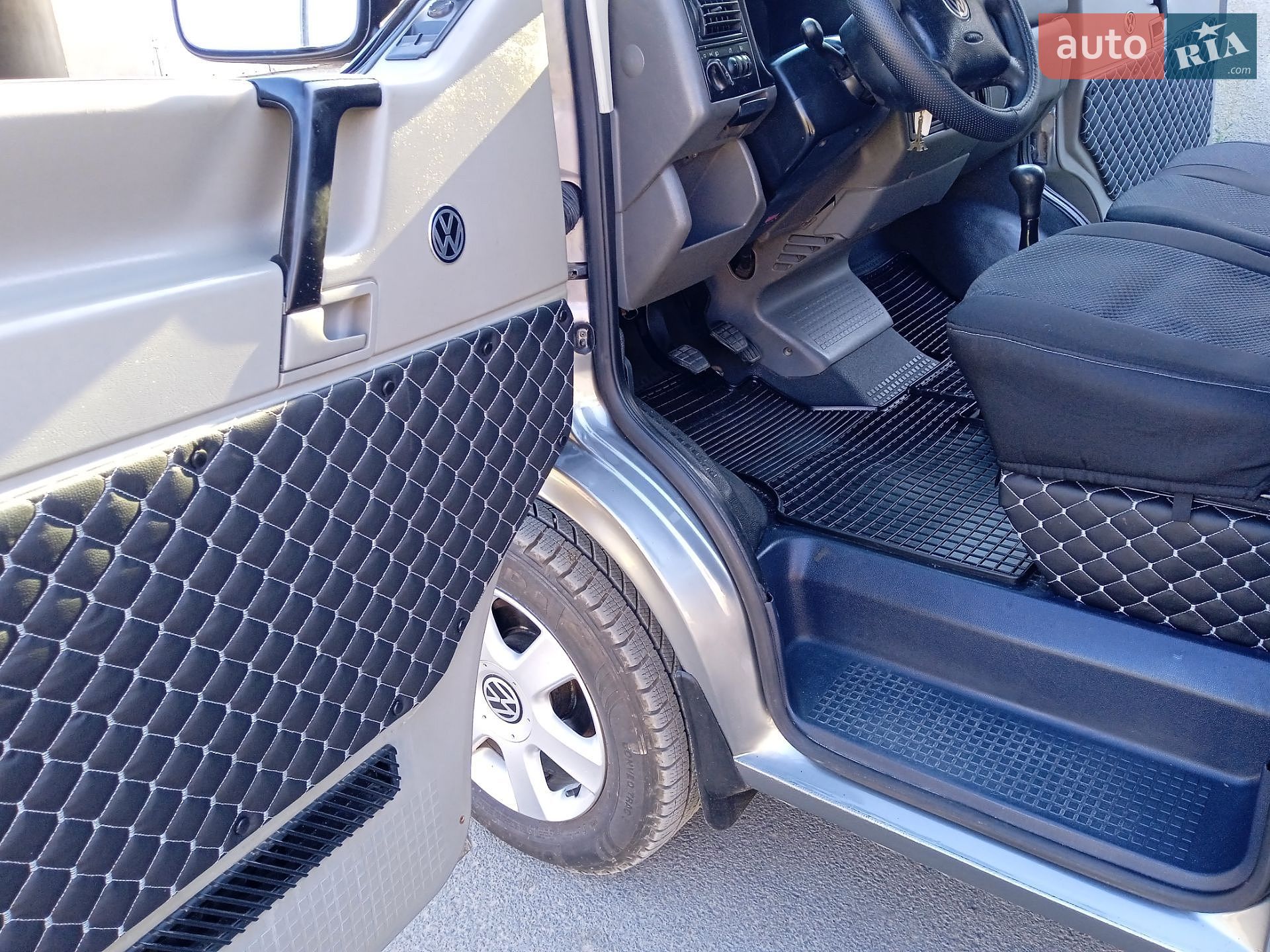 Volkswagen Transporter 2002 VIN WV1ZZZ70Z2X072580 фото оголошення 23 з 28