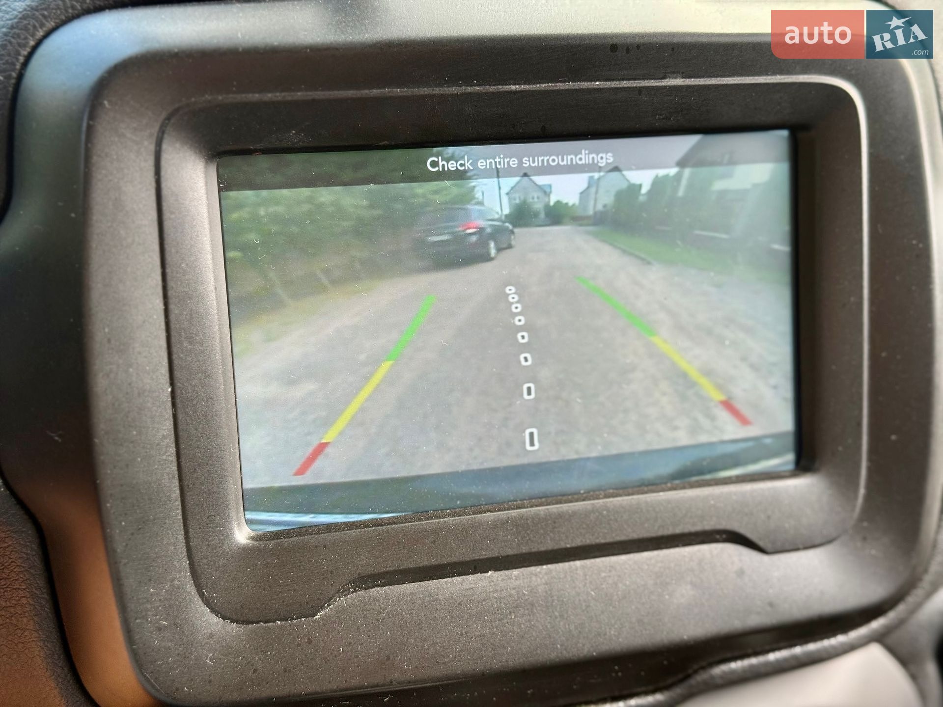 Jeep Renegade 2020 VIN ZACNJCAB4MPM35699 фото оголошення 13 з 40