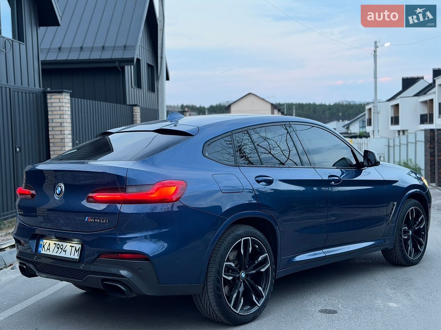 BMW X4 2018 VIN 5UXUJ5C51KLJ62772 фото оголошення 9 з 25