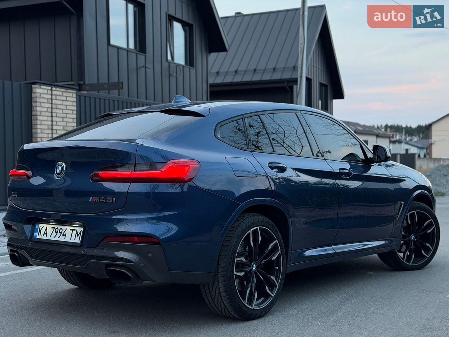 BMW X4 2018 VIN 5UXUJ5C51KLJ62772 фото оголошення 13 з 25