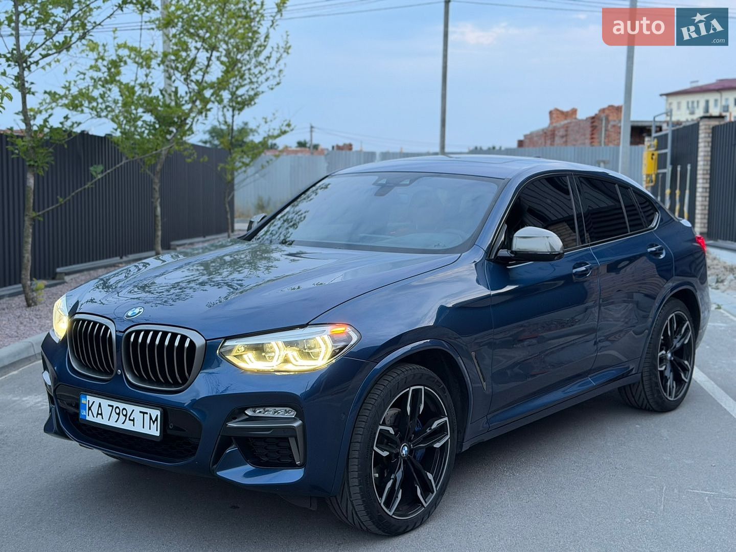 BMW X4 2018 VIN 5UXUJ5C51KLJ62772 фото оголошення 14 з 25