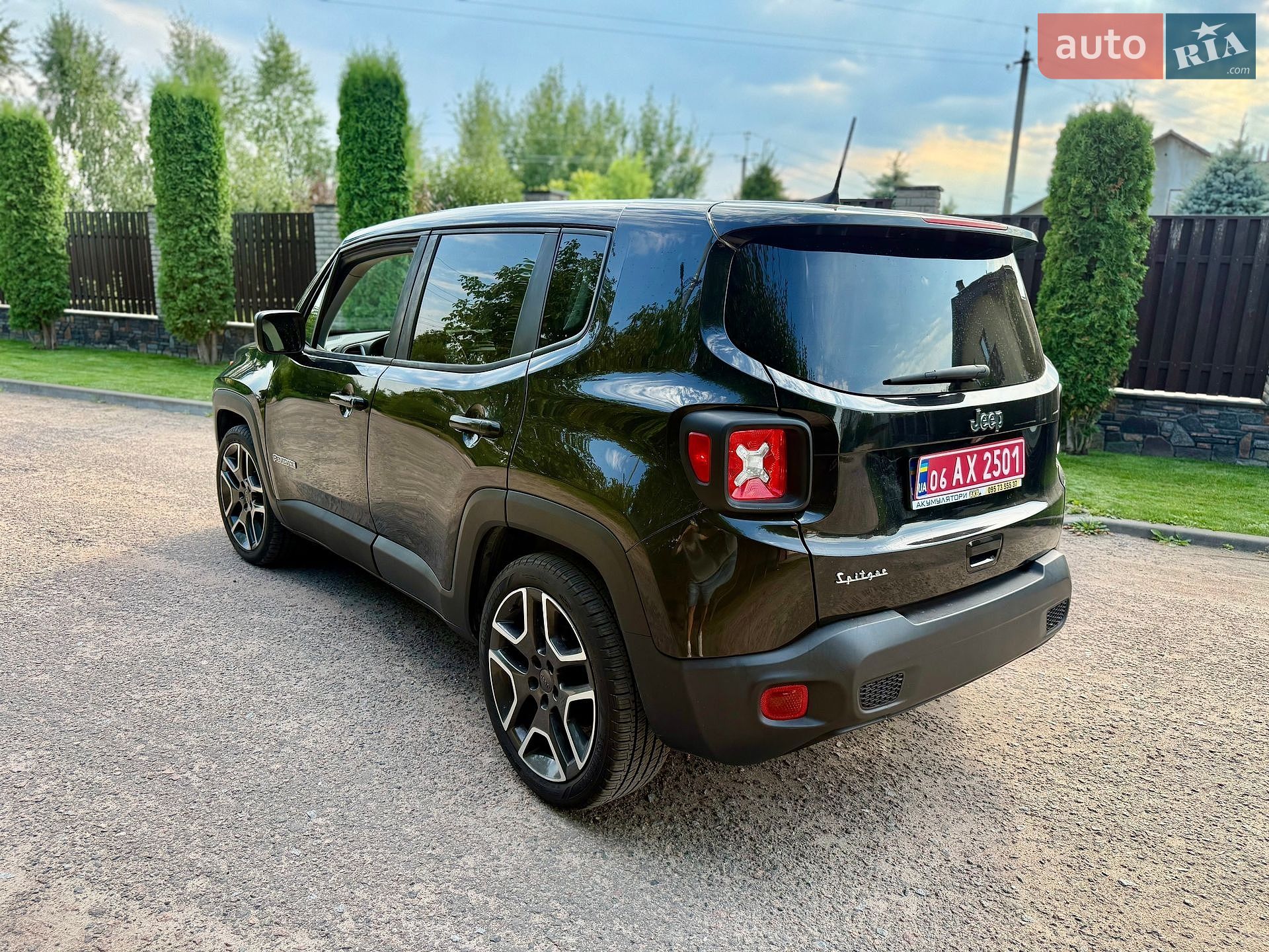 Jeep Renegade 2020 VIN ZACNJCAB4MPM35699 фото оголошення 16 з 40