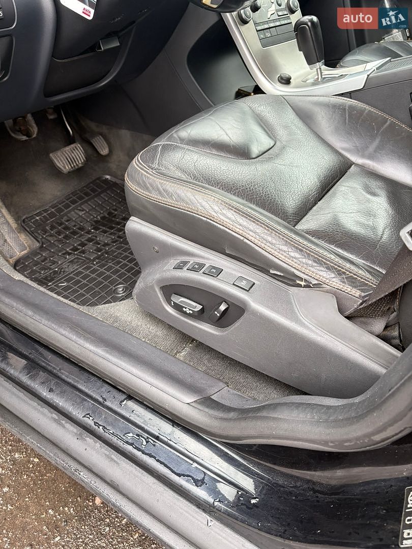 Volvo XC60 2010 VIN YV1DZ7056B2142257 фото оголошення 31 з 53