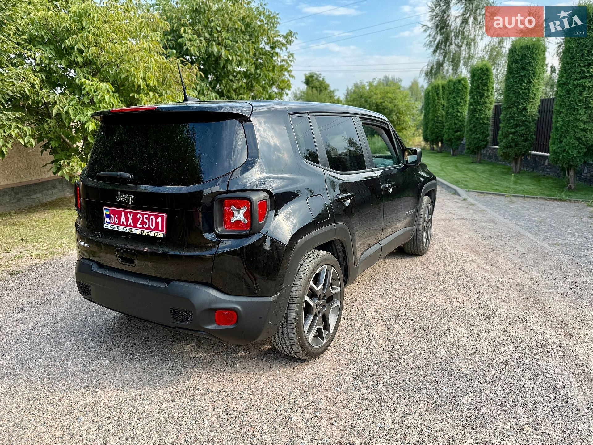 Jeep Renegade 2020 VIN ZACNJCAB4MPM35699 фото оголошення 26 з 40