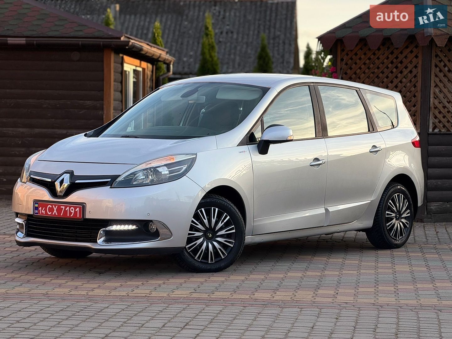 Renault Grand Scenic 2012 VIN VF1JZ1GB247141793 фото оголошення 3 з 65