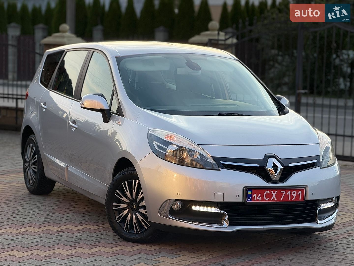 Renault Grand Scenic 2012 VIN VF1JZ1GB247141793 фото оголошення 5 з 65