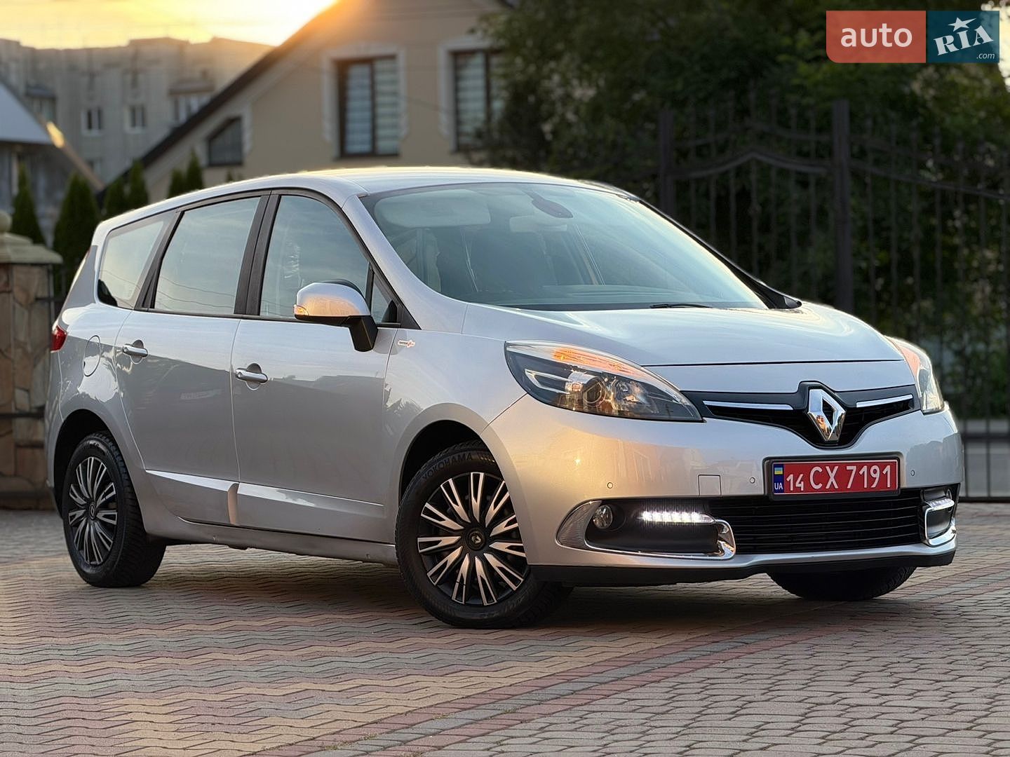 Renault Grand Scenic 2012 VIN VF1JZ1GB247141793 фото оголошення 10 з 65
