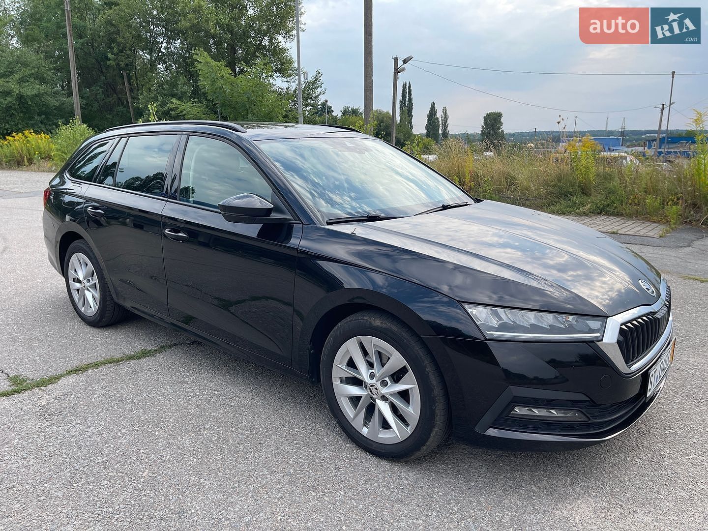 Skoda Octavia 2023 VIN TMBJG8NX0PY099502 фото оголошення 5 з 49