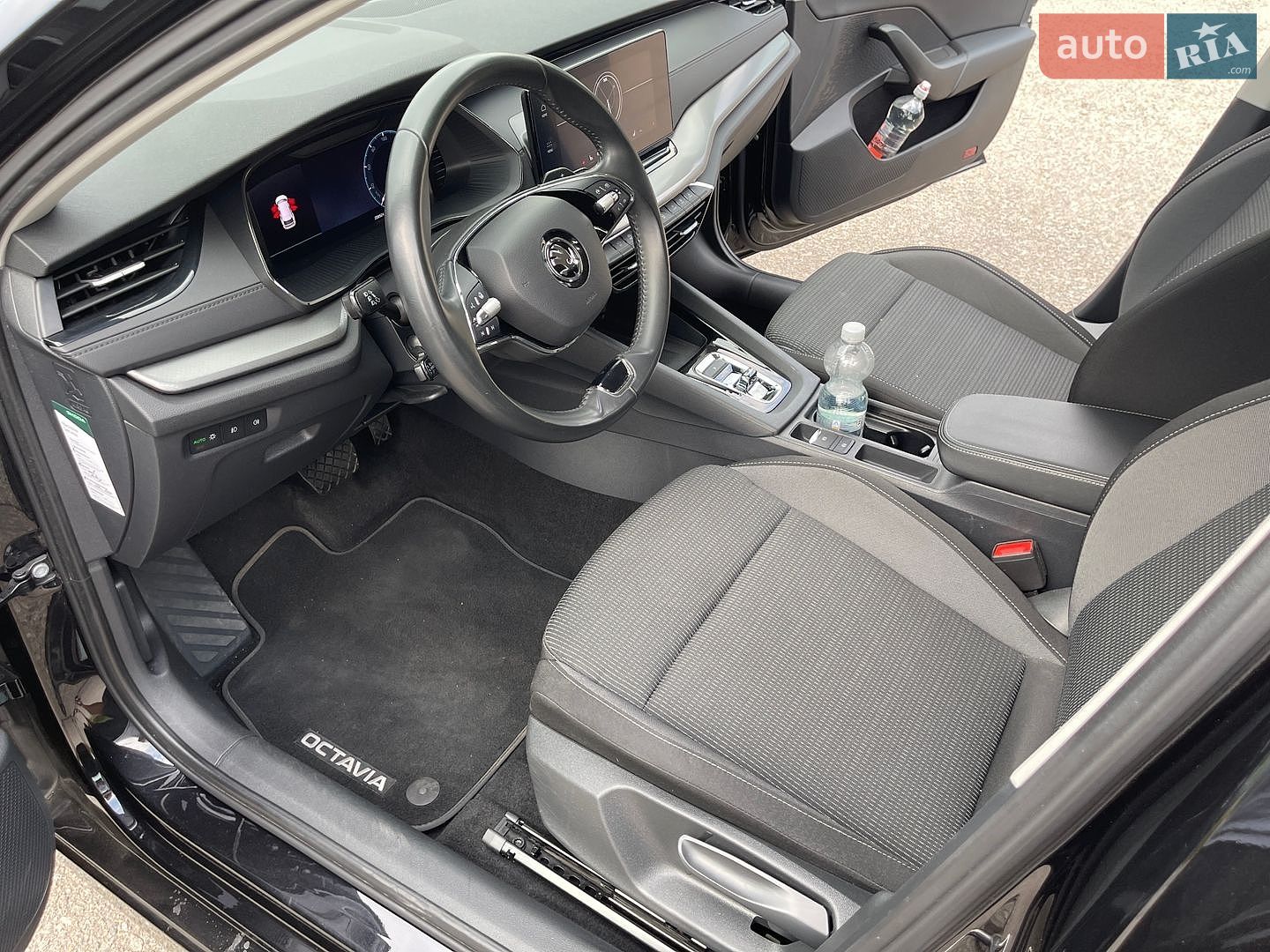 Skoda Octavia 2023 VIN TMBJG8NX0PY099502 фото оголошення 18 з 49