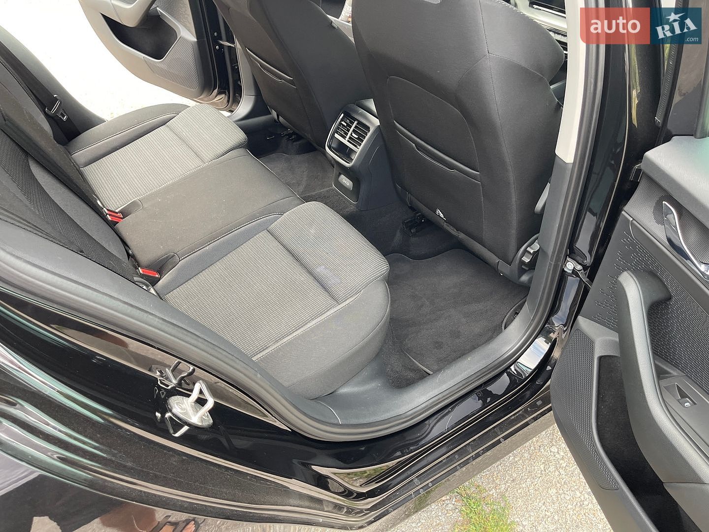 Skoda Octavia 2023 VIN TMBJG8NX0PY099502 фото оголошення 27 з 49