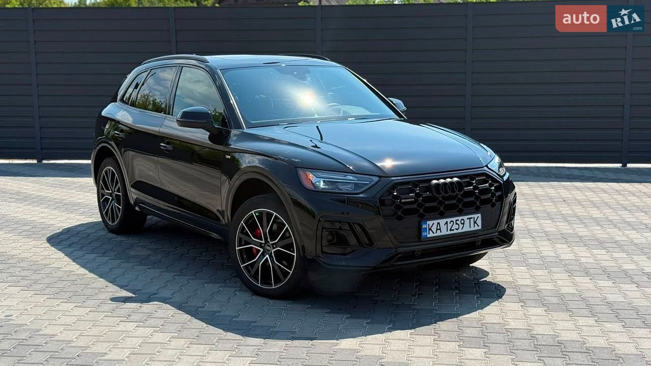 Audi Q5 2024 VIN WA1EAAFY7S2026361 фото оголошення 2 з 20