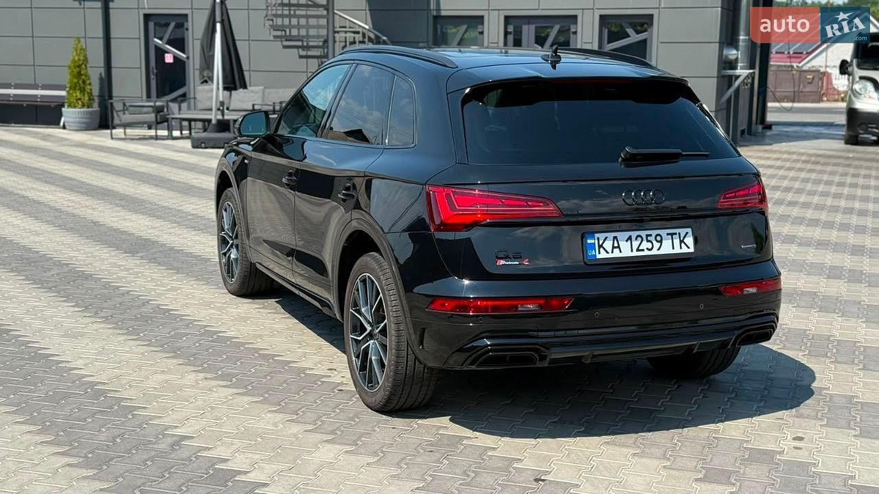 Audi Q5 2024 VIN WA1EAAFY7S2026361 фото оголошення 4 з 20