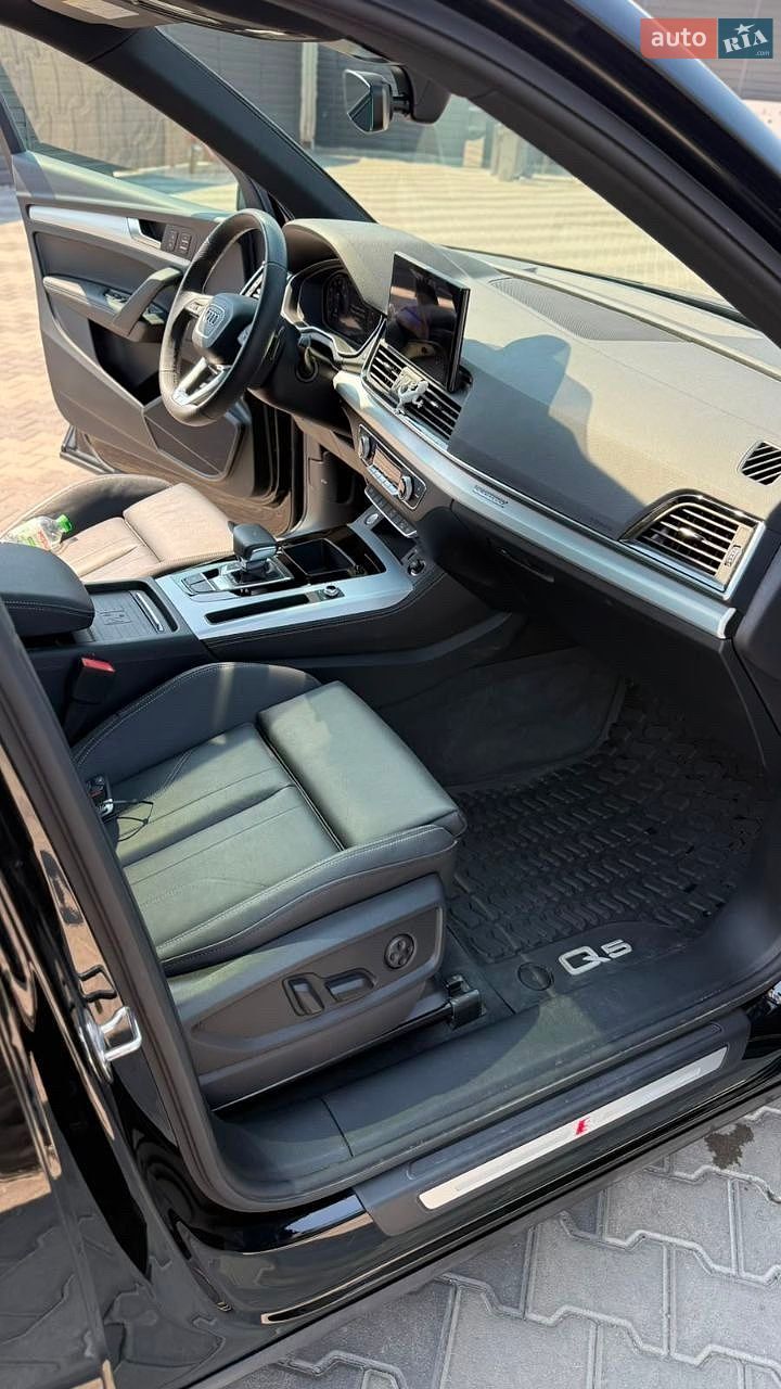 Audi Q5 2024 VIN WA1EAAFY7S2026361 фото оголошення 19 з 20