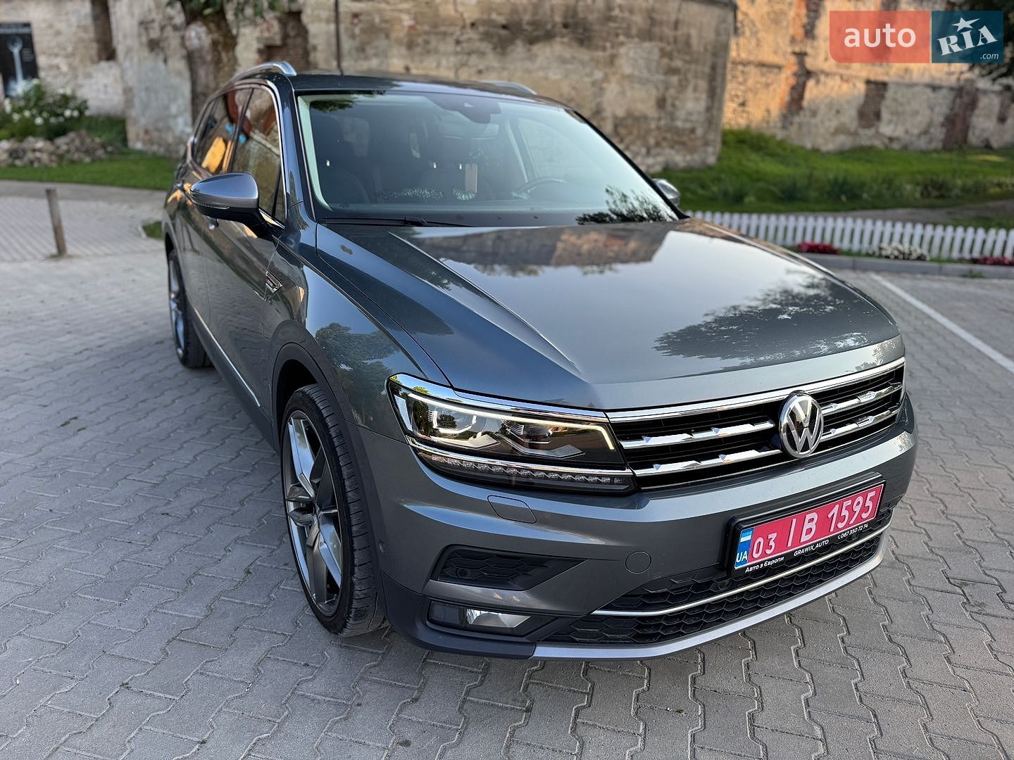 Volkswagen Tiguan Allspace 2018 VIN WVGZZZ5NZJM054766 фото оголошення 4 з 53