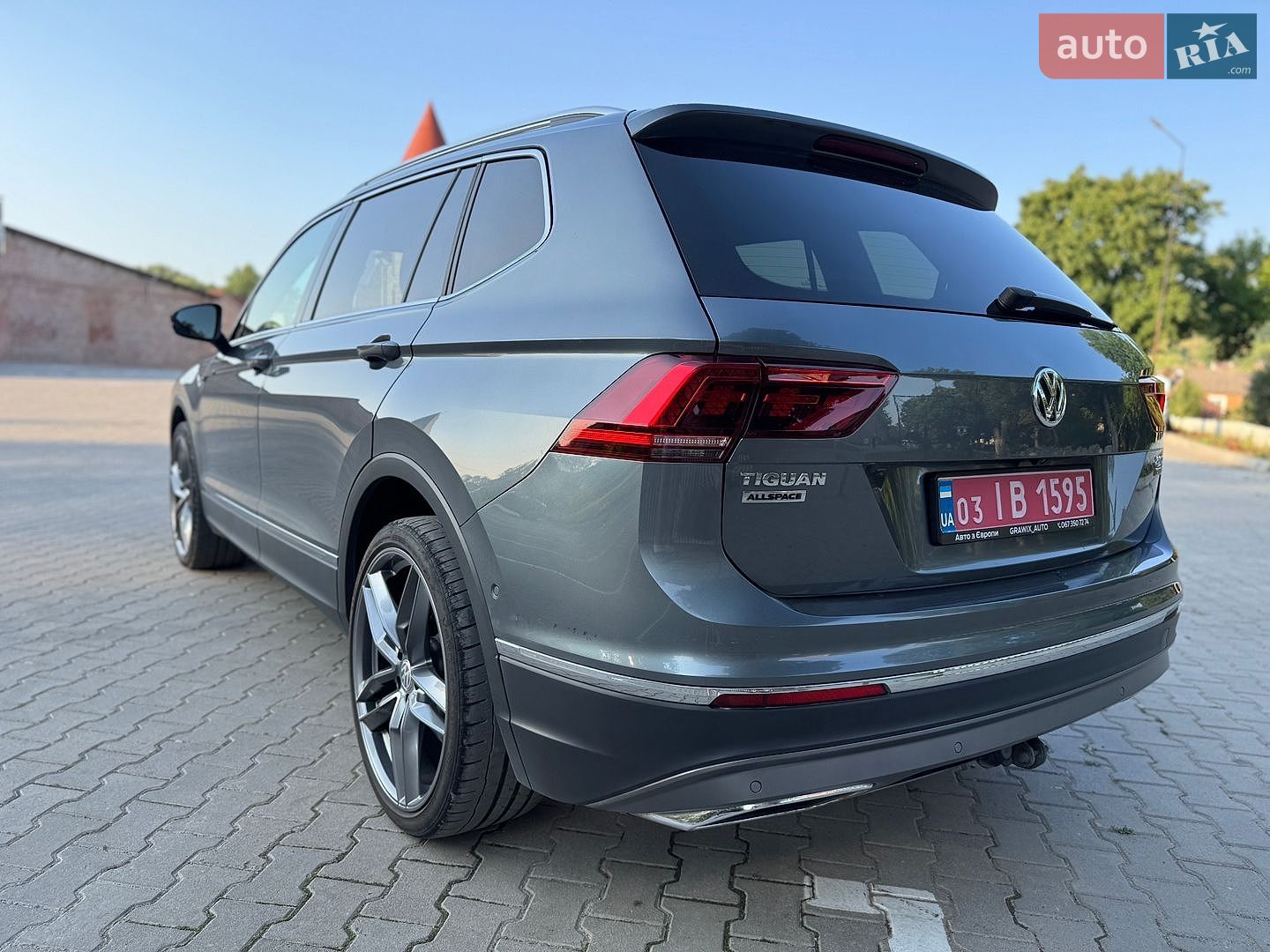 Volkswagen Tiguan Allspace 2018 VIN WVGZZZ5NZJM054766 фото оголошення 12 з 53