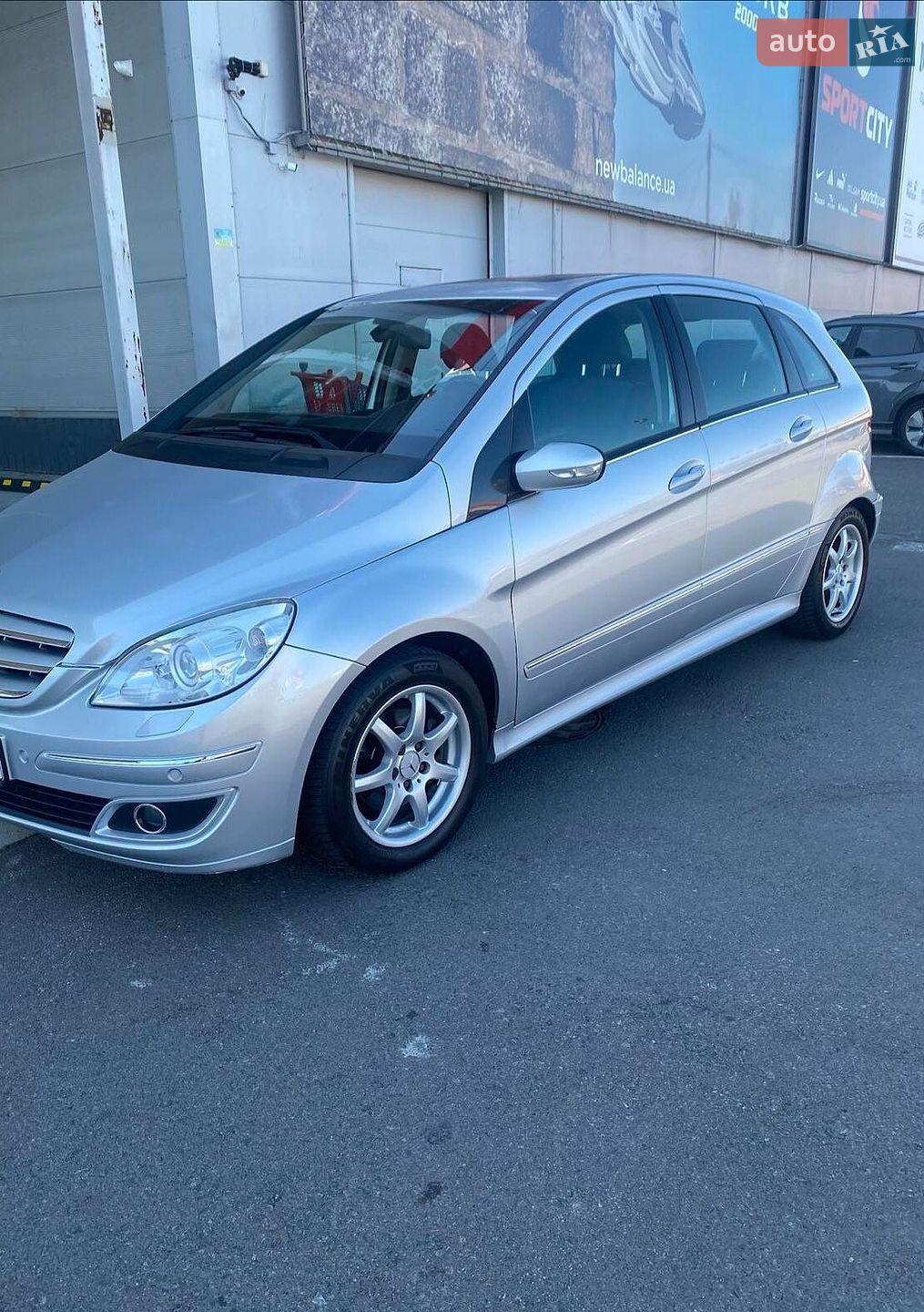Mercedes-Benz B-Class 2005 VIN WDD2452081F135678 фото оголошення 3 з 4