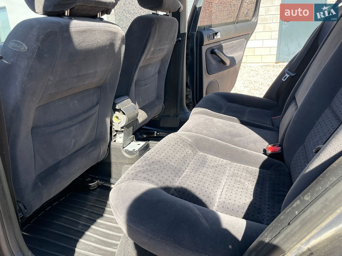 Volkswagen Golf 1999 VIN WVWZZZ1JZYU257724 фото оголошення 11 з 17