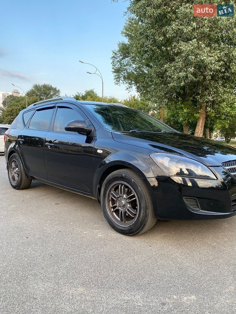 KIA Ceed 2008 VIN Y6LFF52228L006363 фото оголошення 2 з 69
