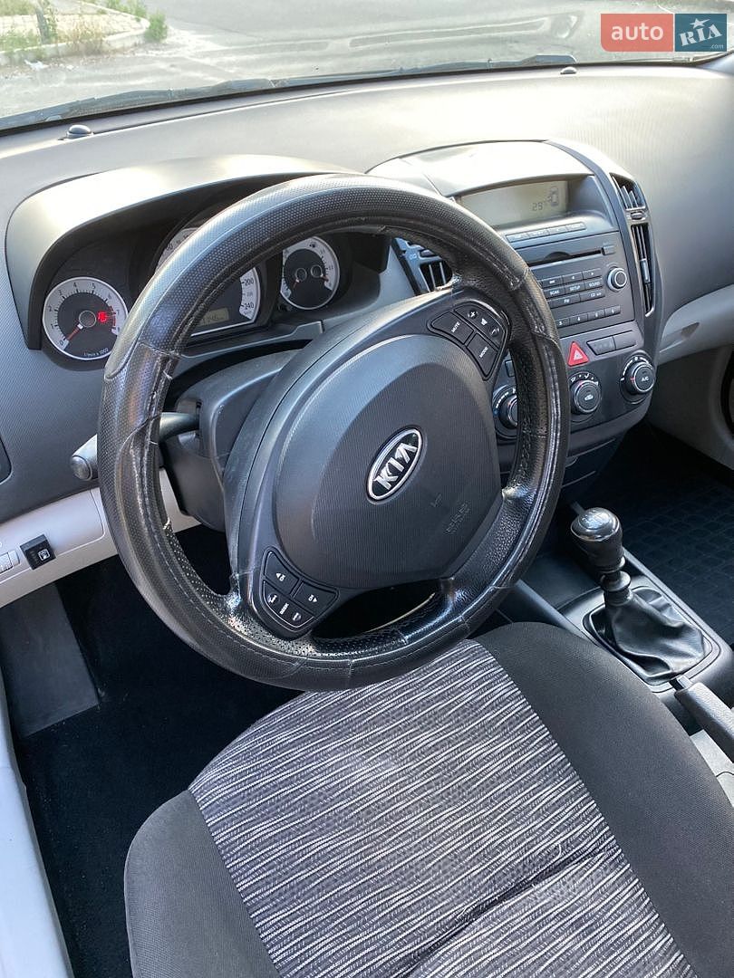 KIA Ceed 2008 VIN Y6LFF52228L006363 фото оголошення 28 з 69