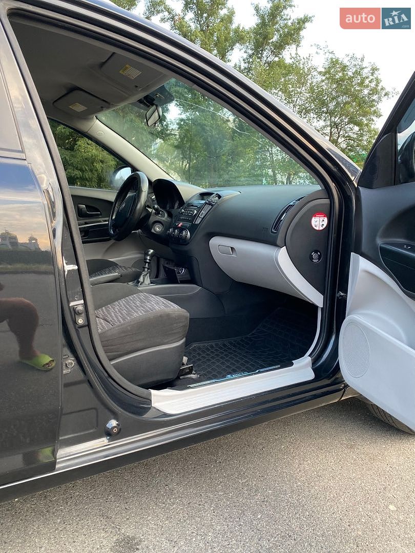 KIA Ceed 2008 VIN Y6LFF52228L006363 фото оголошення 52 з 69