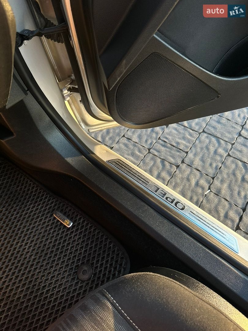 Opel Astra 2011 VIN W0LPD8EB9B8054007 фото оголошення 4 з 22
