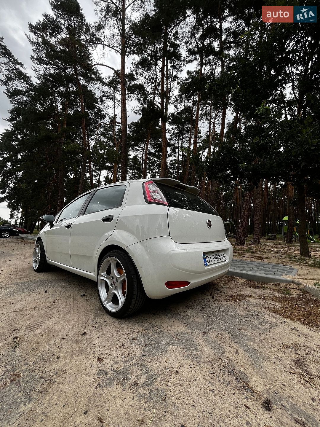 Fiat Grande Punto 2012 VIN ZFA19900001871958 фото оголошення 5 з 14