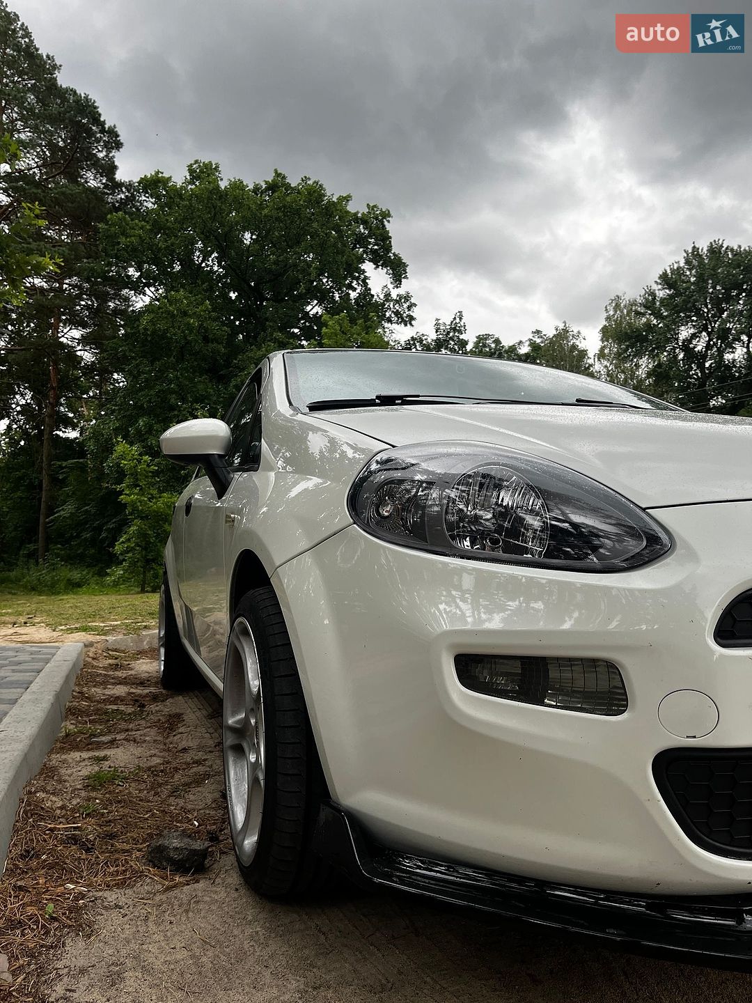 Fiat Grande Punto 2012 VIN ZFA19900001871958 фото оголошення 12 з 14