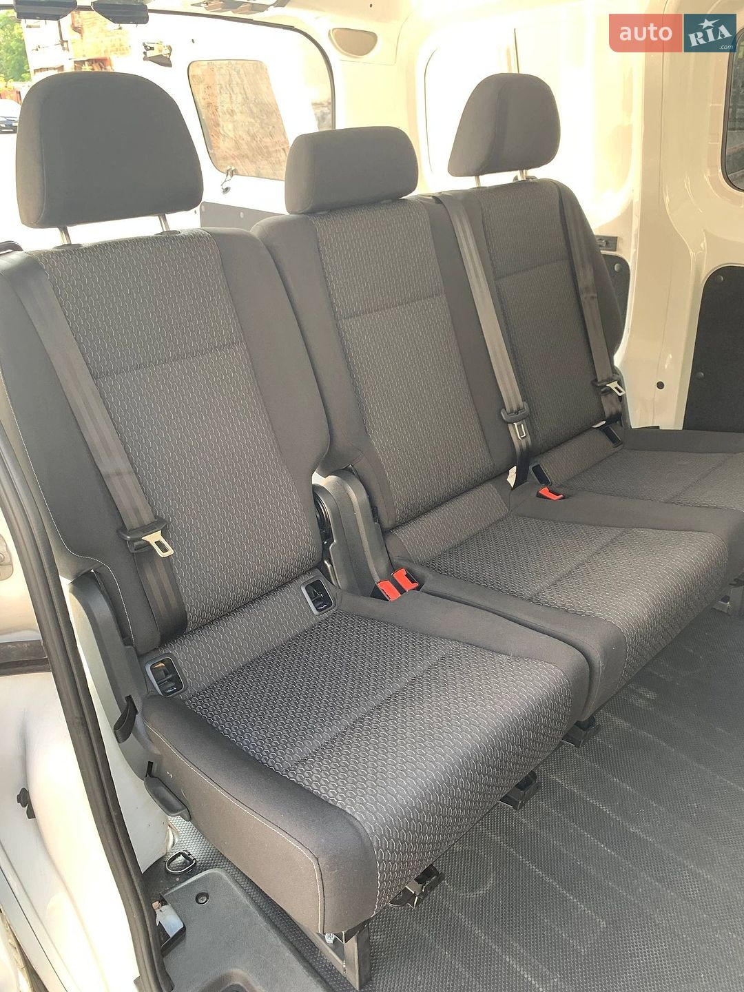 Nissan e-NV200 2020 VIN VSKHAAME0U0621642 фото оголошення 16 з 27