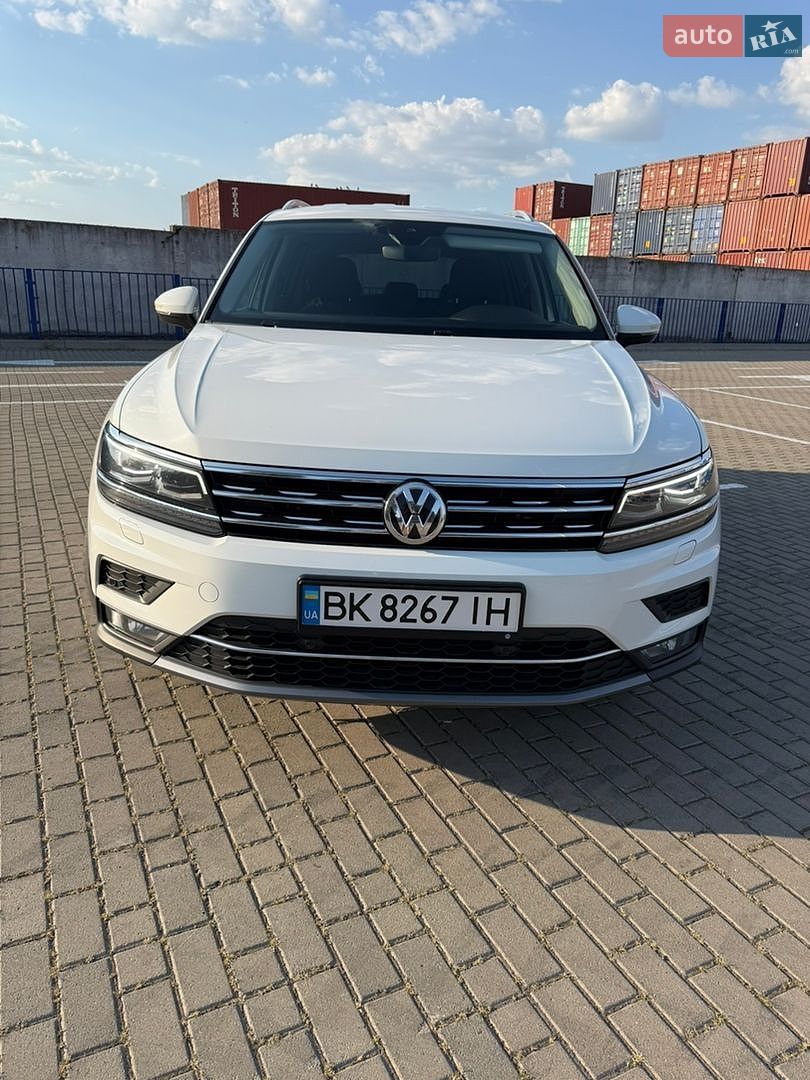 Volkswagen Tiguan Allspace 2019 VIN WVGZZZ5NZKM086404 фото оголошення 2 з 61