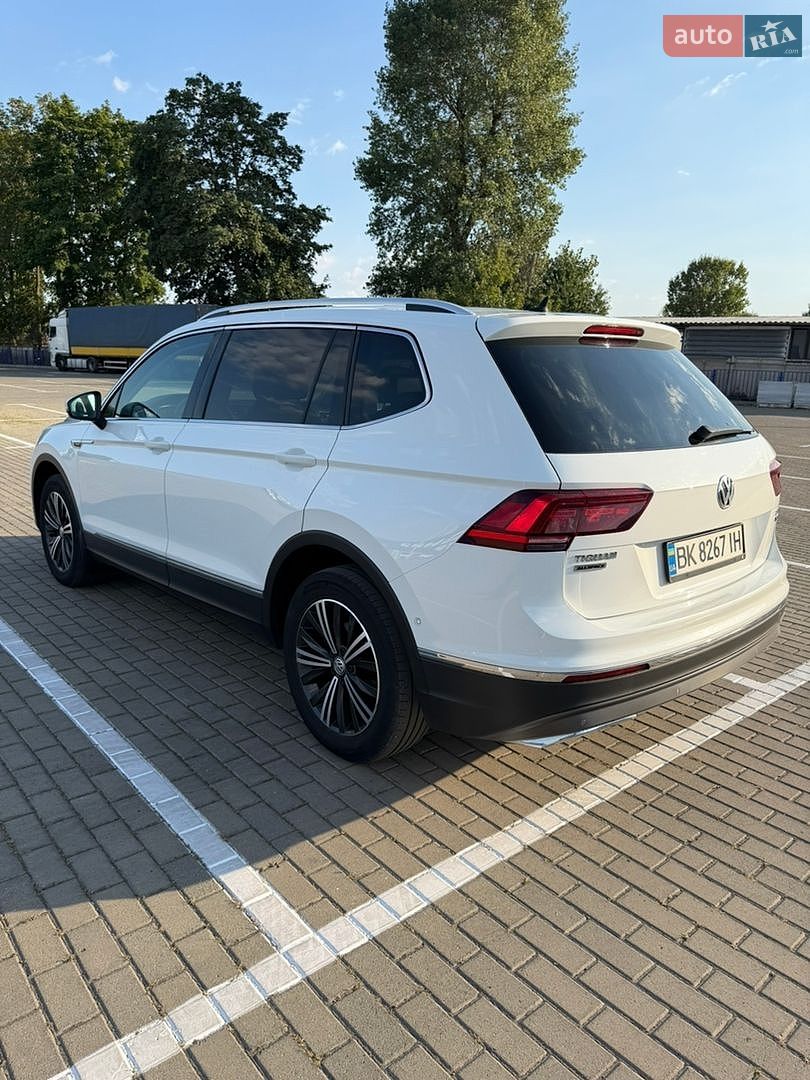 Volkswagen Tiguan Allspace 2019 VIN WVGZZZ5NZKM086404 фото оголошення 9 з 61
