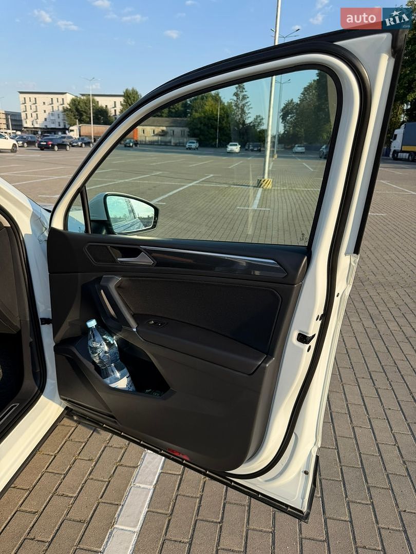 Volkswagen Tiguan Allspace 2019 VIN WVGZZZ5NZKM086404 фото оголошення 23 з 61