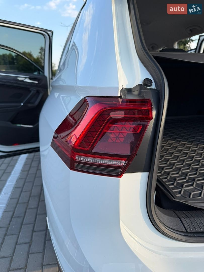 Volkswagen Tiguan Allspace 2019 VIN WVGZZZ5NZKM086404 фото оголошення 38 з 61